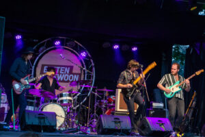 The-Bohemes-live-4.jpg